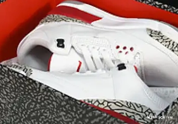 3 AIR RETRO JORDAN 